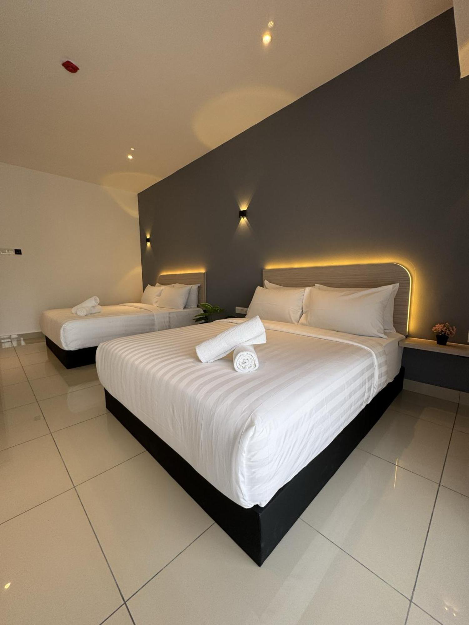 Maca By Sky Hive Hotel *