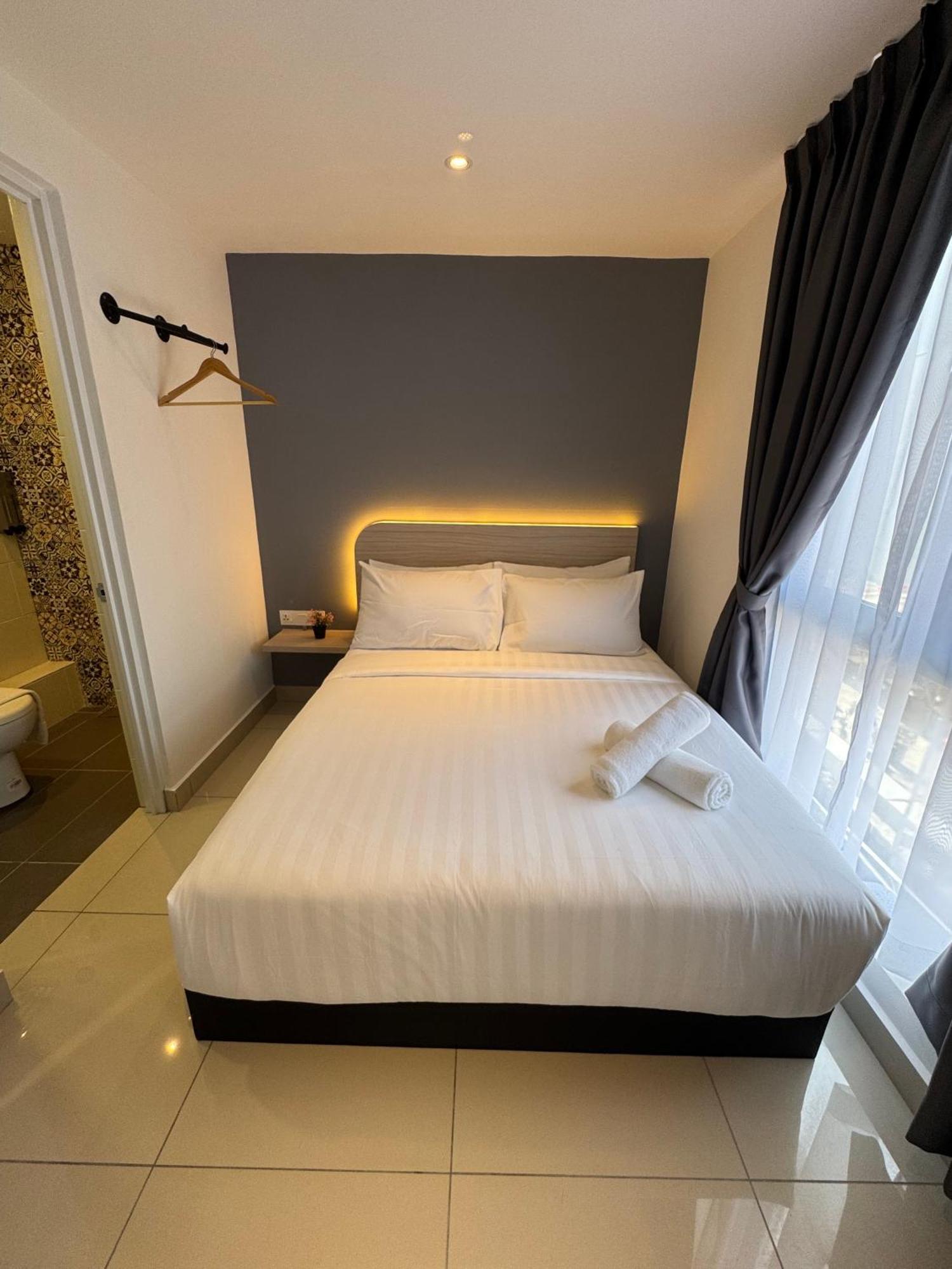 Maca By Sky Hive Hotel