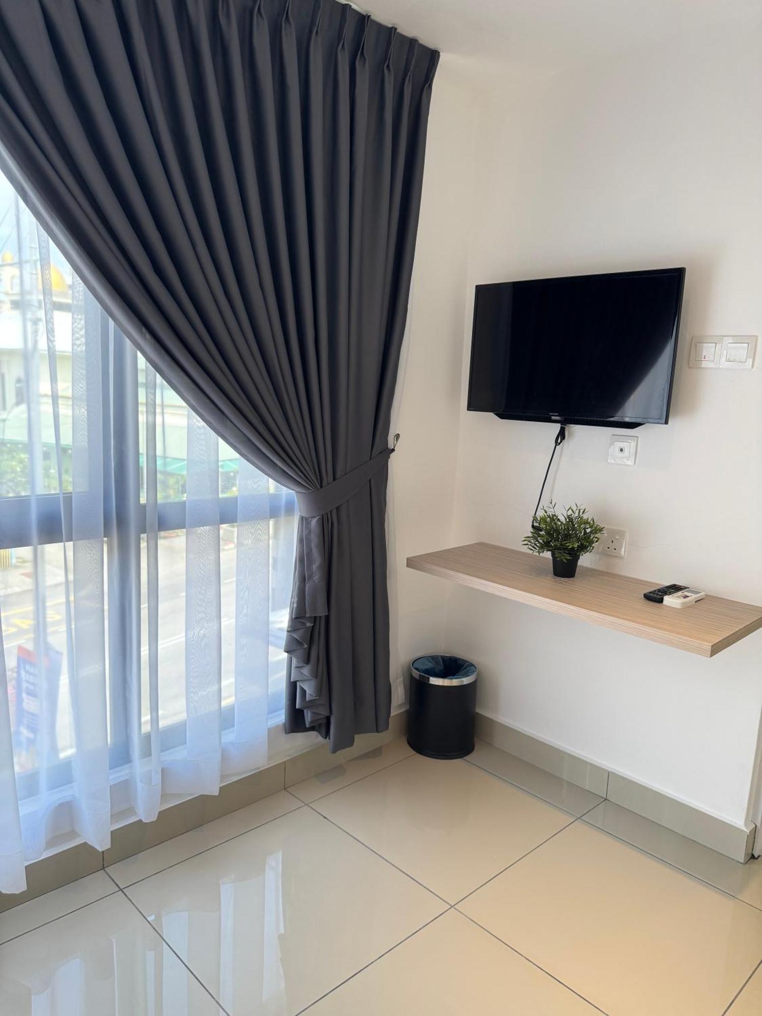 Maca By Sky Hive Hotel