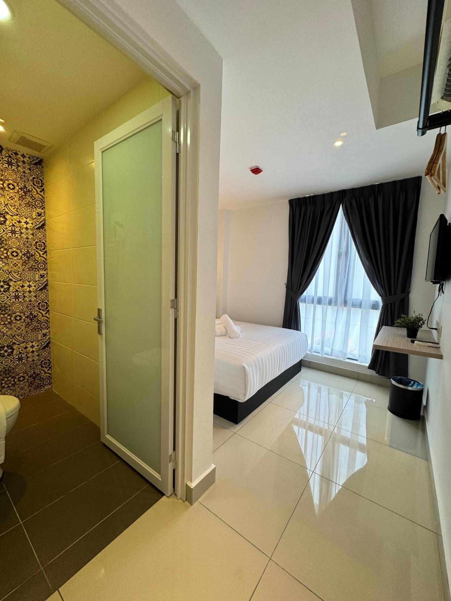 Maca By Sky Hive Hotel *
