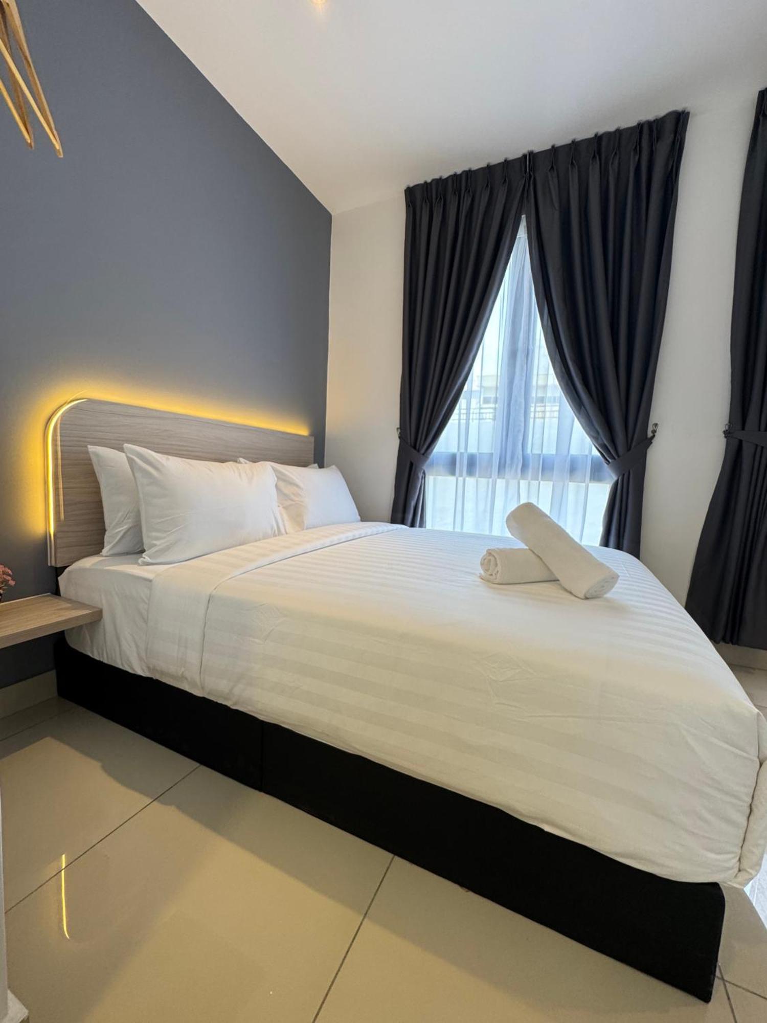 Maca By Sky Hive Hotel *