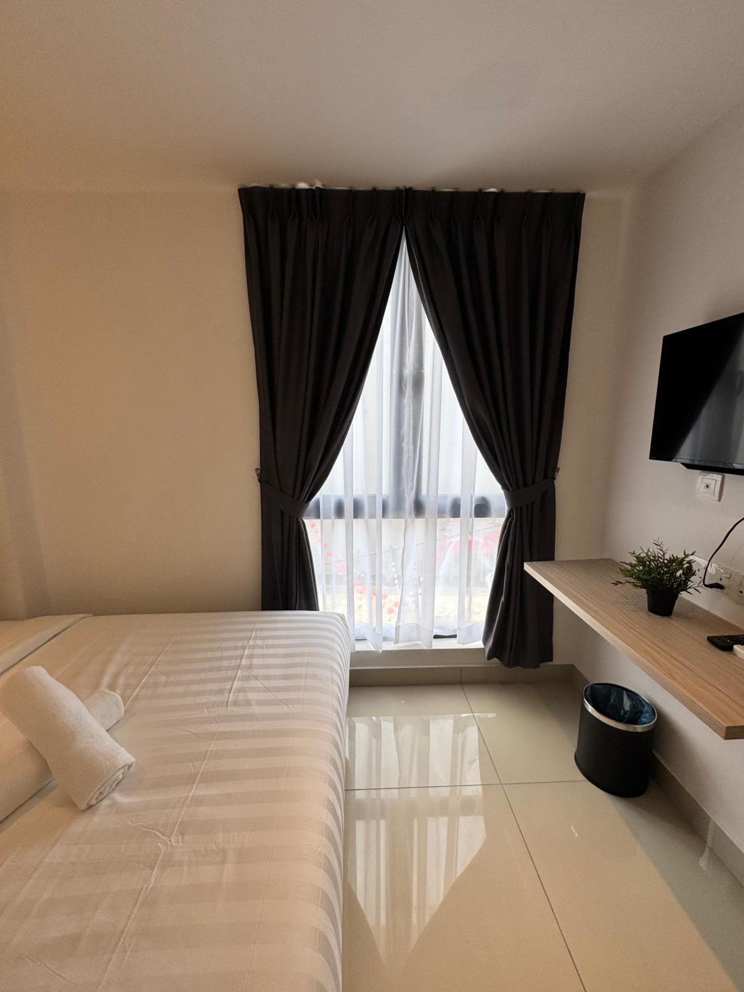 Maca By Sky Hive Hotel *